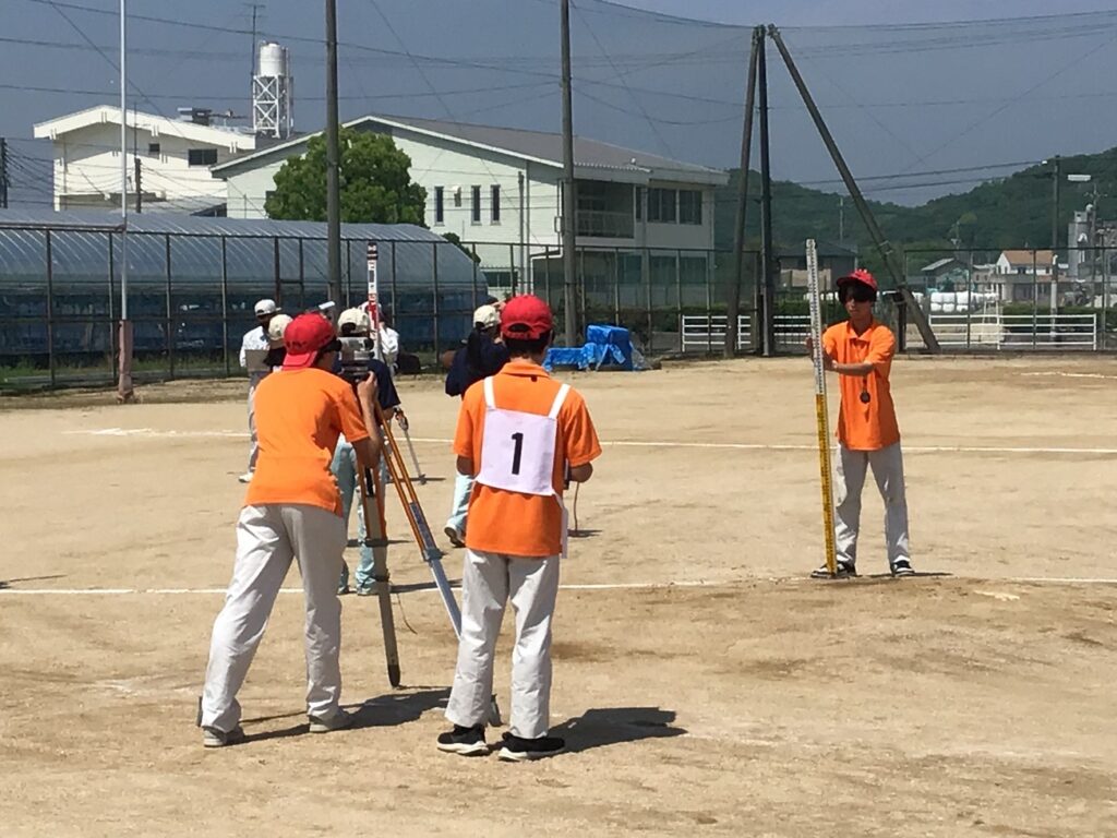 農業科×岡山県大会　2位！ ～岡山県学校農業クラブ：測量競技（水準の部・セオドライトの部）～