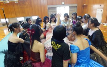 【被服デザイン科】制作展ファッションショー