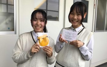 先輩から後輩へ。～興陽高校の家庭クラブ員に仲間入り！～
